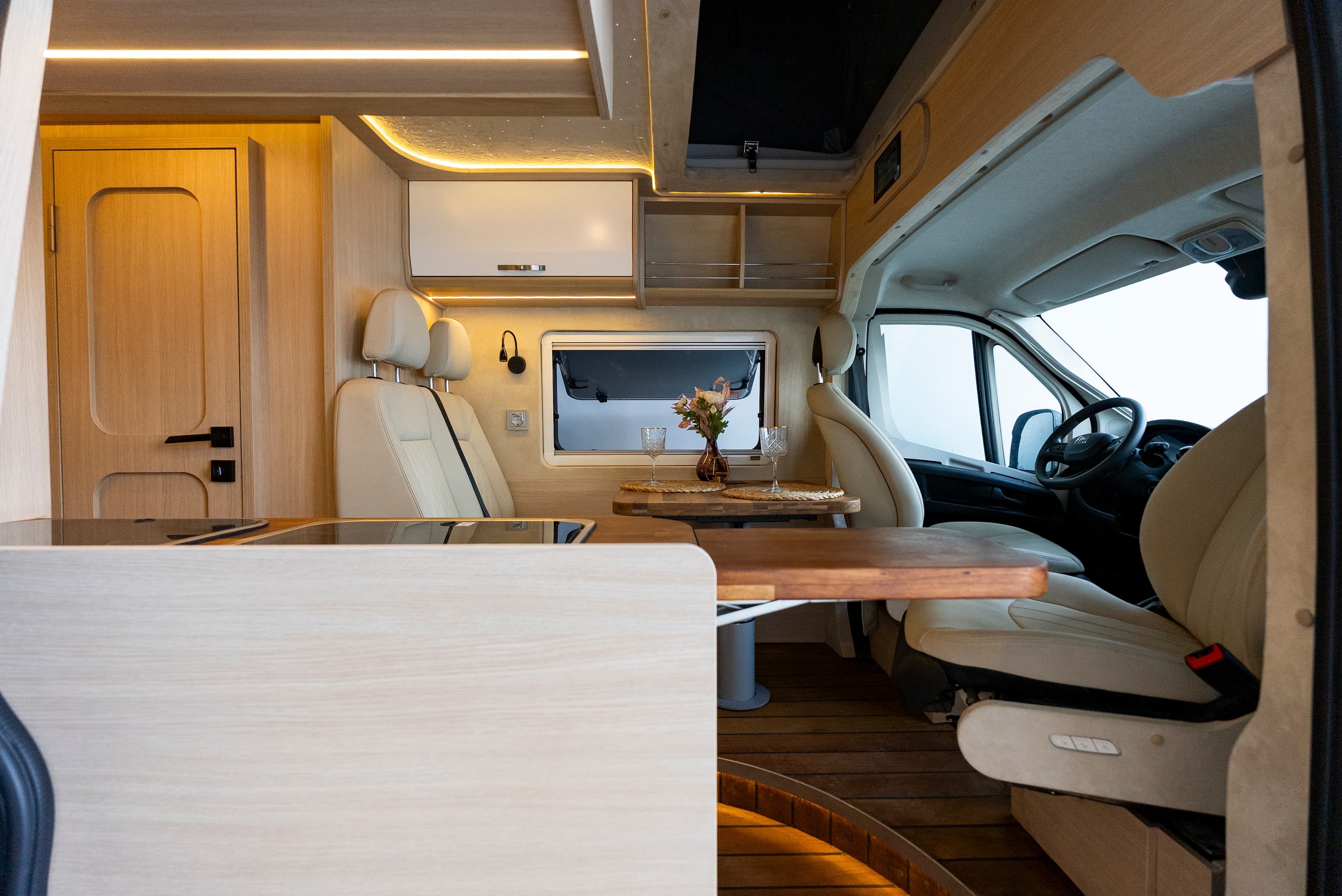 Timeless Karavan Ankara karavan imalatı ve karavan dönüşüm uygulaması